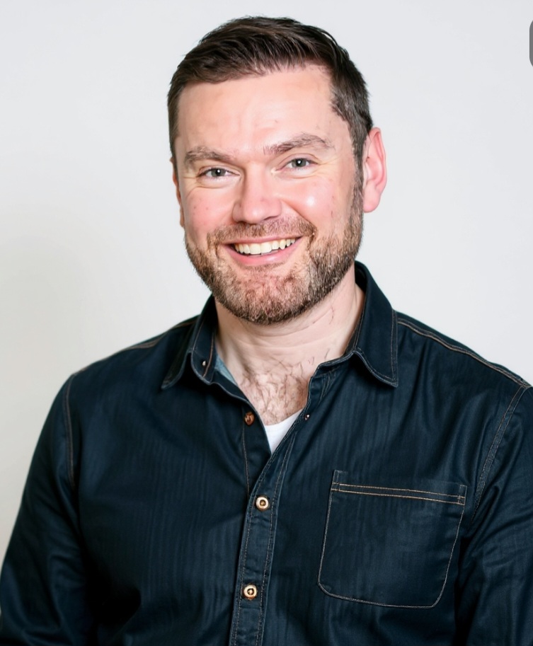 Mike Findlay-Agnew FRSA